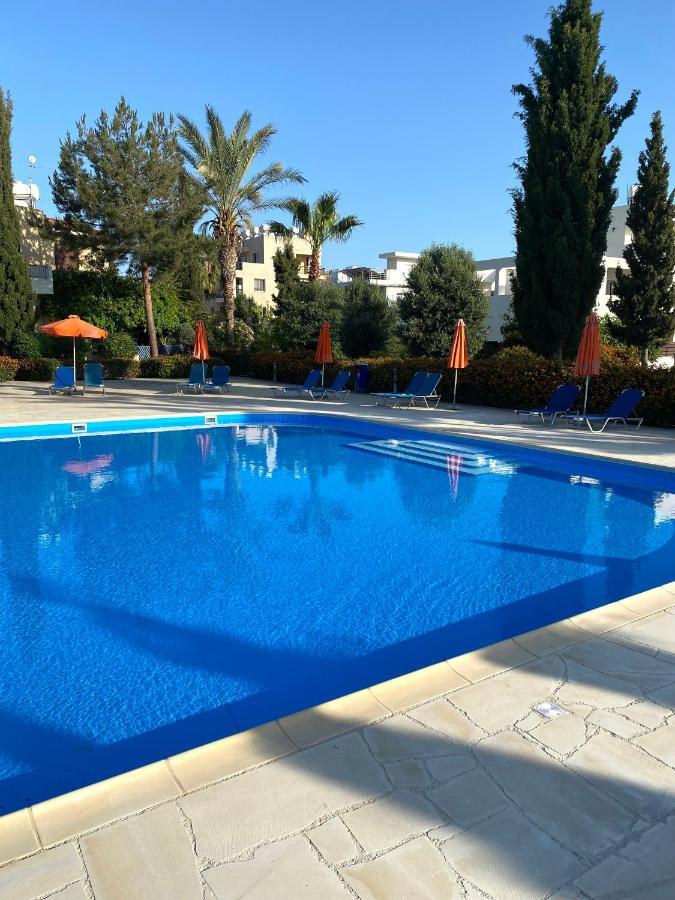 Owls Nest Townhouse Villa Paphos Exterior photo