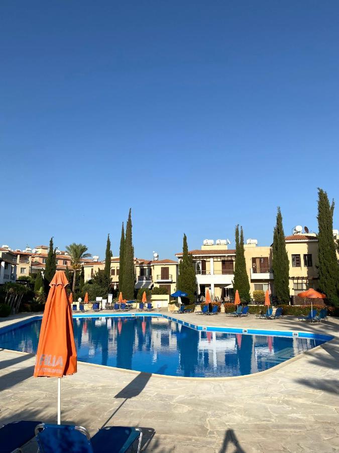 Owls Nest Townhouse Villa Paphos Exterior photo
